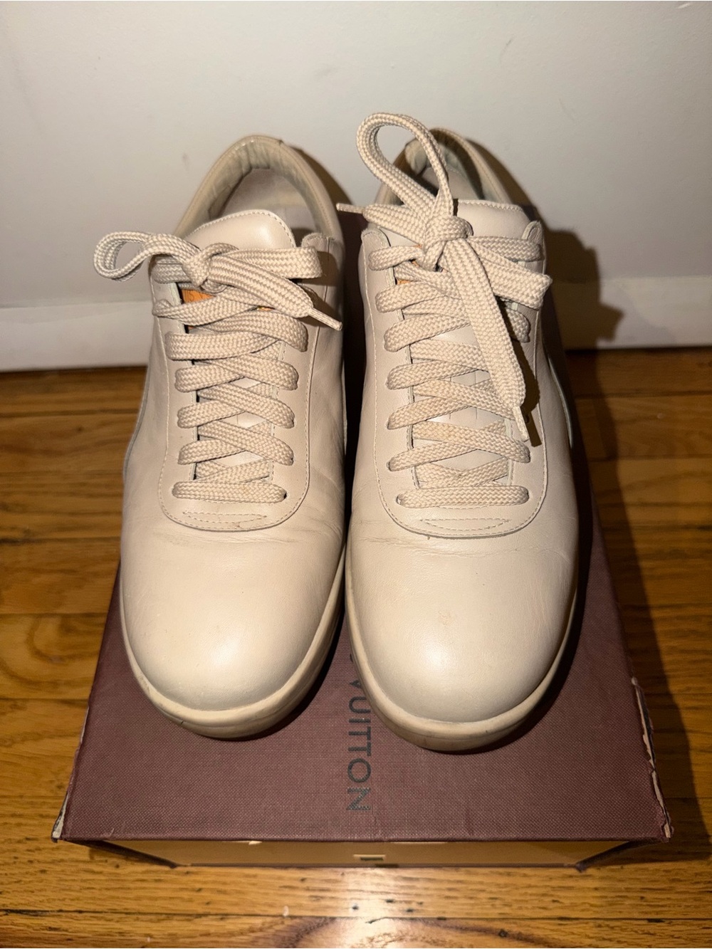 Louis Vuitton Men's Beige Leather Low-Top Sneakers